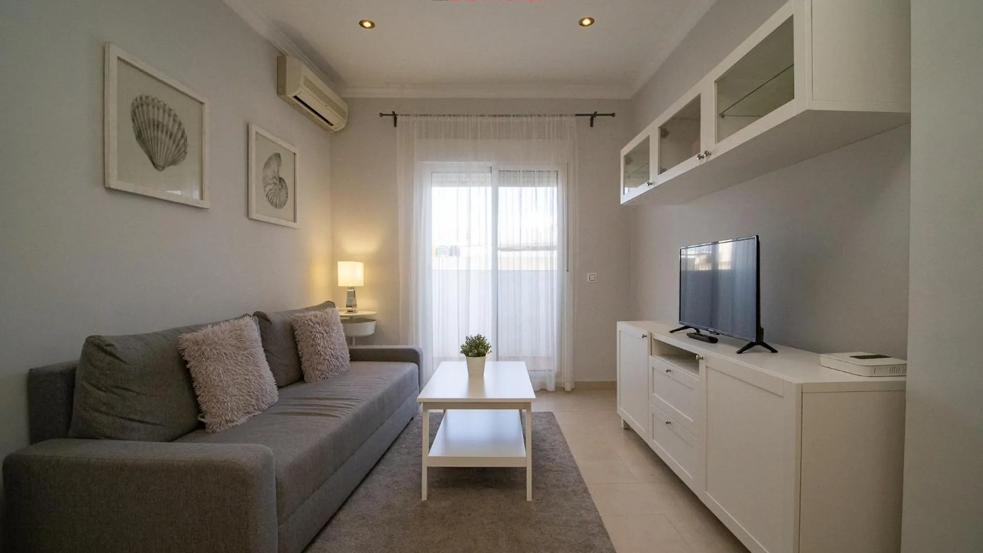 Atico Nuevo En El Barrio Alto Sanlucar Apartment Sanlucar de Barrameda